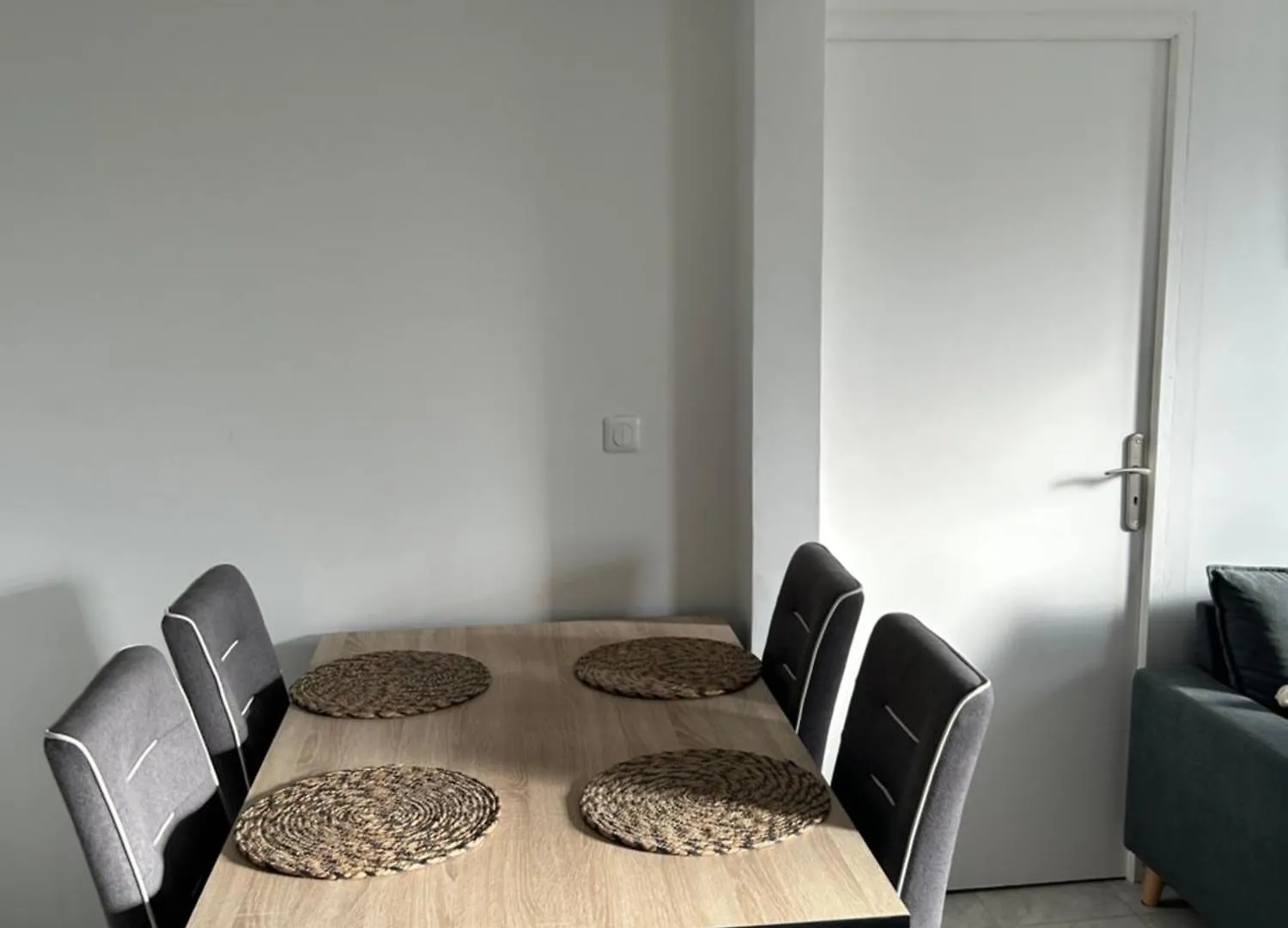 Armada Lägenhet Chateauboeuf